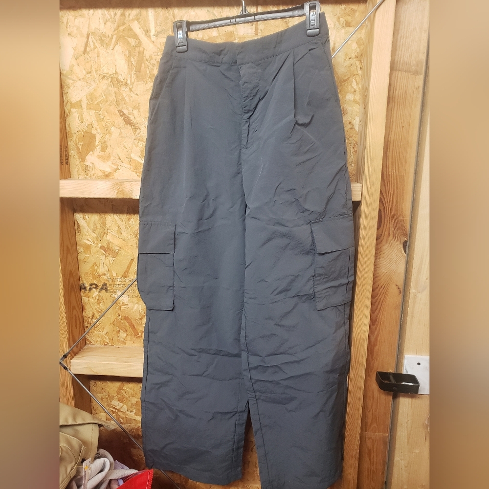 Wilo The Label Women's Gray Cargo Pants Size Small